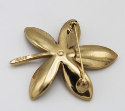 Trifari Flower broach