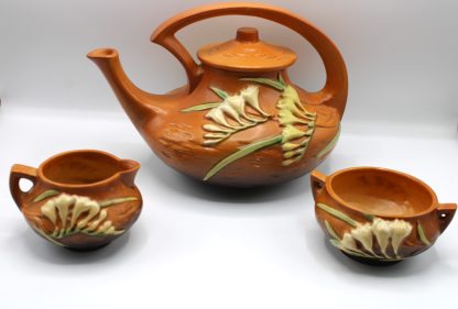 Roseville Pottery Freesia brown tea set